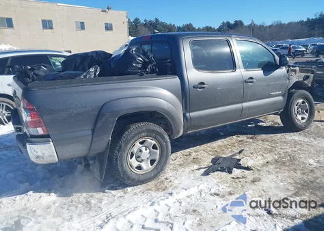 2015 Toyota Tacoma Base V6 z USA, uszkodzony, nr VIN 3TMLU4EN9FM182297